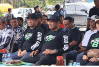 Wakil Bupati Kotabaru H. Syairi Mukhlis bersama jajaran Forkopimda dan pejabat daerah saat pembukaan kegiatan Trabas Hebat 2 di kawasan wisata Goa Lowo, Sabtu (03/05/2025)