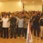Foto bersama usai pembukaan Rakerkab KONI Kotabaru 2025. Tampak Asisten I Pemkab Kotabaru, Ketua KONI Kotabaru, Sekum KONI Provinsi Kalsel, Forkopimda, Wakil Ketua DPRD, pengurus cabor, serta para atlet berprestasi Kabupaten Kotabaru.
