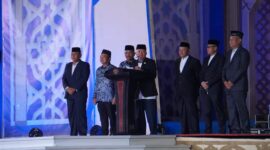 Gubernur Kalimantan Selatan H. Muhidin secara resmi membuka MTQN ke-36 tingkat provinsi di Alun-Alun Ratu Zalecha, Martapura, Sabtu (21/6/2025). (Foto:DiskominfoKtb) 