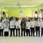 Para peserta bersama narasumber dan panitia berfoto usai kegiatan Pelatihan Penguatan Kelompok Kerja Majelis Taklim Tahun 2025 di STIT Darul Ulum, Kotabaru, Senin (2/6).