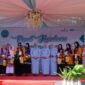 Momen kebersamaan para pengurus BKOW Provinsi Kalsel dan GOW 13 kabupaten/kota se-Kalimantan Selatan usai Rapat Koordinasi di Aula Pantai Gedambaan, Kotabaru. 