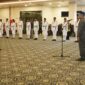 Wakil Bupati Kotabaru, Syairi Mukhlis, S.Sos, saat pengukuhan Anggota Paskibraka 2025 di Aula Bamega, Kantor Bupati Kotabaru, Jumat (15/8/2025).