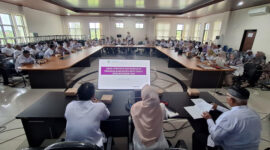 Suasana Workshop Peningkatan Kapasitas Forum Kecamatan dan Pokja Desa/Kelurahan Sehat yang diselenggarakan Bapperida Kotabaru melalui Bidang PSBPPM, di Aula Bapperida Kotabaru, Rabu (22/10/2025).