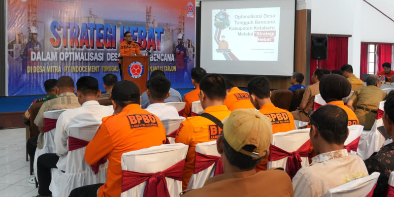 Suasana sosialisasi Desa Tangguh Bencana di PT Indocement Tarjun, diikuti perwakilan sembilan desa binaan Kecamatan Kelumpang Hulu dan Kelumpang Hilir.