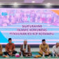 Silaturahmi dan tausiah bersama mempererat ukhuwah islamiah para pensiunan BSI KCP Kotabaru di Masjid Apung. (Foto:DiskominfoKtb/Klikindonesia) 
