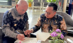 Bupati Kotabaru Teken Nota Kesepakatan dengan Ombudsman RI, Perkuat Pengawasan Pelayanan Publik